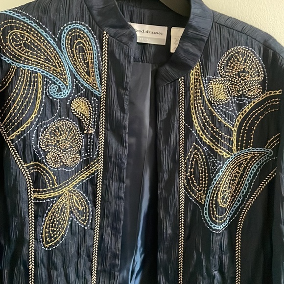 Alfred Dunner navy blue jacket with embroidery accents size 12p - Picture 7 of 11